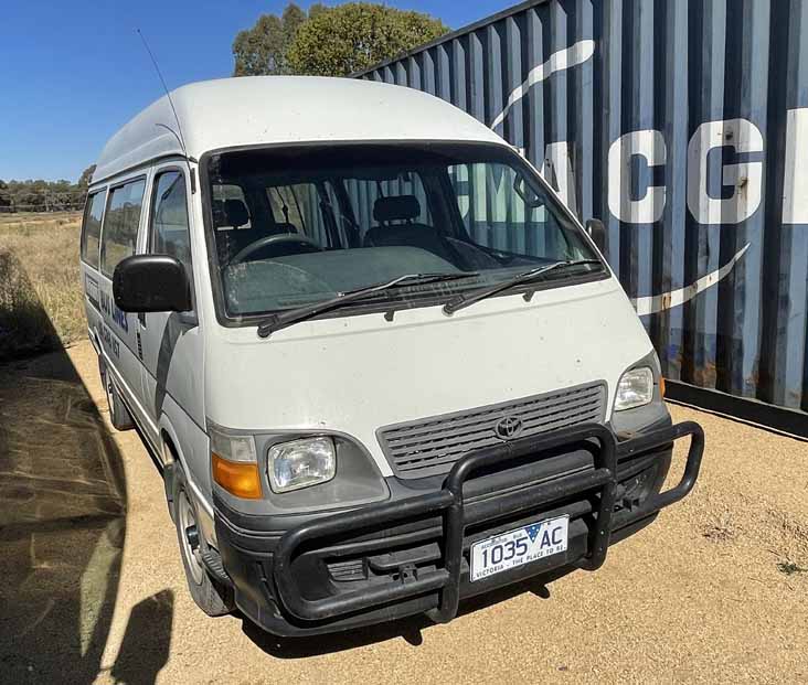 Woods Toyota HiAce 1035AC